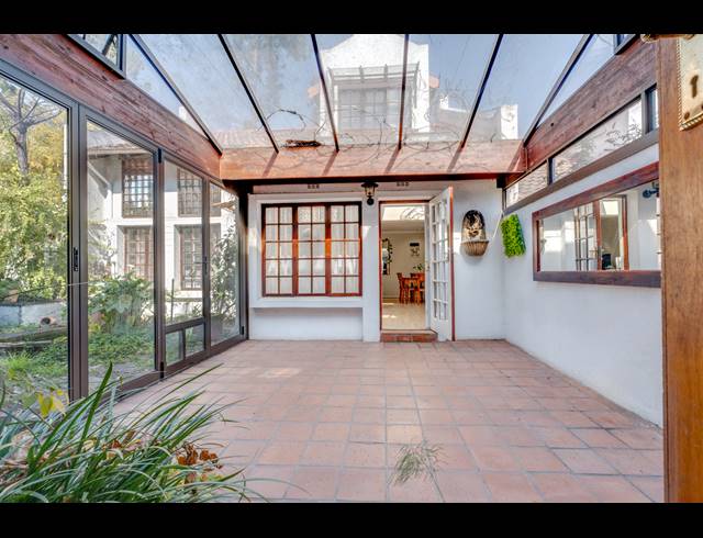 2 BEDROOM TOWNHOUSE FOR SALE IN BRYANSTON